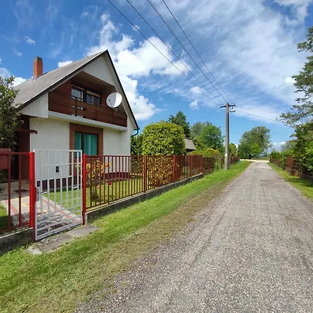 Casa de Férias Vitorlas Haus Balatonkeresztúr