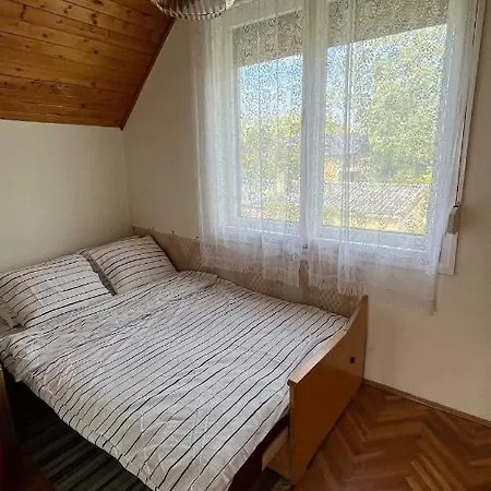 بيت للعطل Vitorlas Haus *