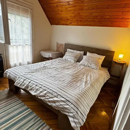 Casa de Férias Vitorlas Haus Balatonkeresztúr