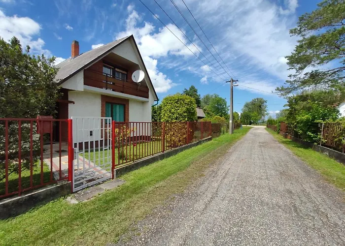 別荘 Vitorlas Haus Balatonkeresztúr